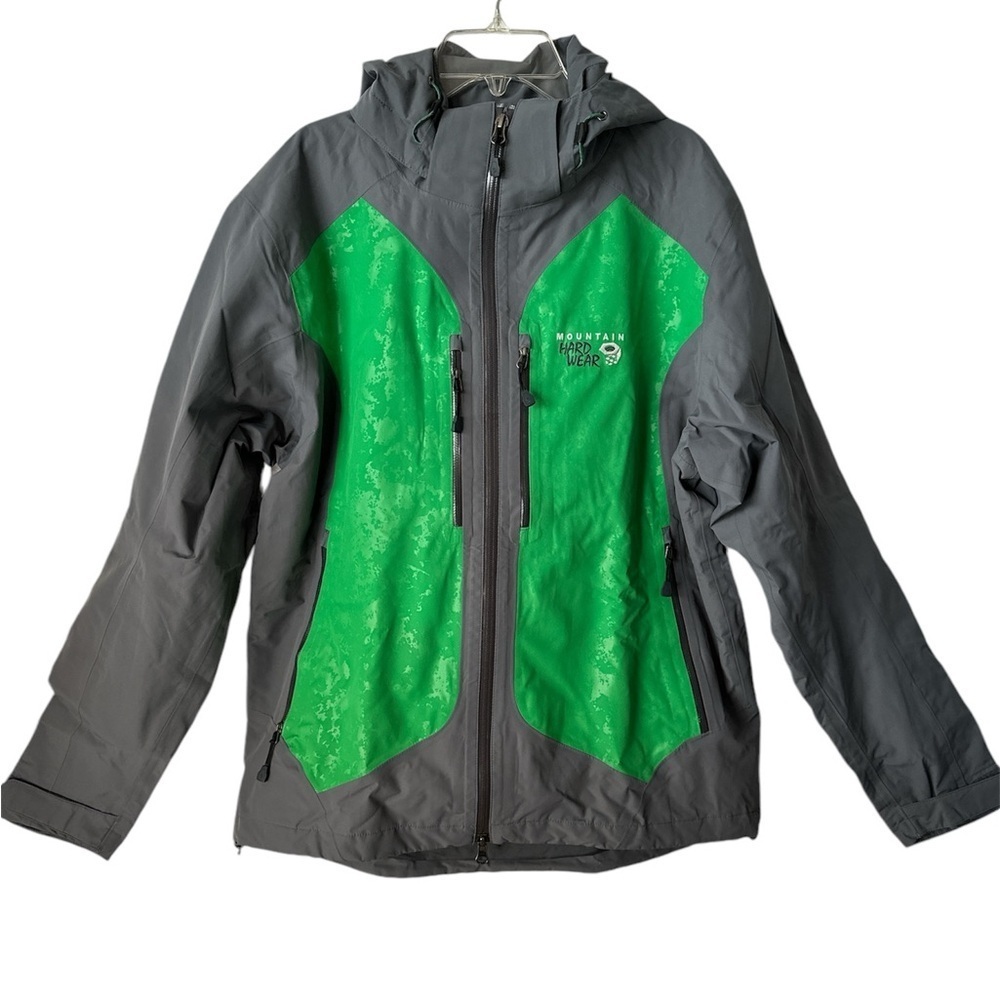 MOUNTAIN HARDWARE DRY.Q Green Ourdoor Rain Medium Unisex Jacket
